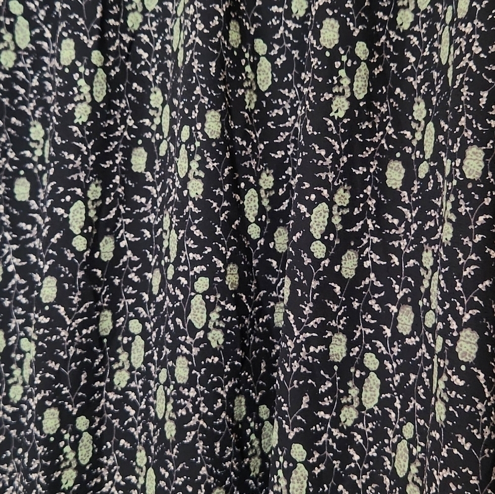 NWOT Beacon Apparel 3/4 Length Sleeve Ruffled Top Navy/Green Size XS - Picture 5 of 16